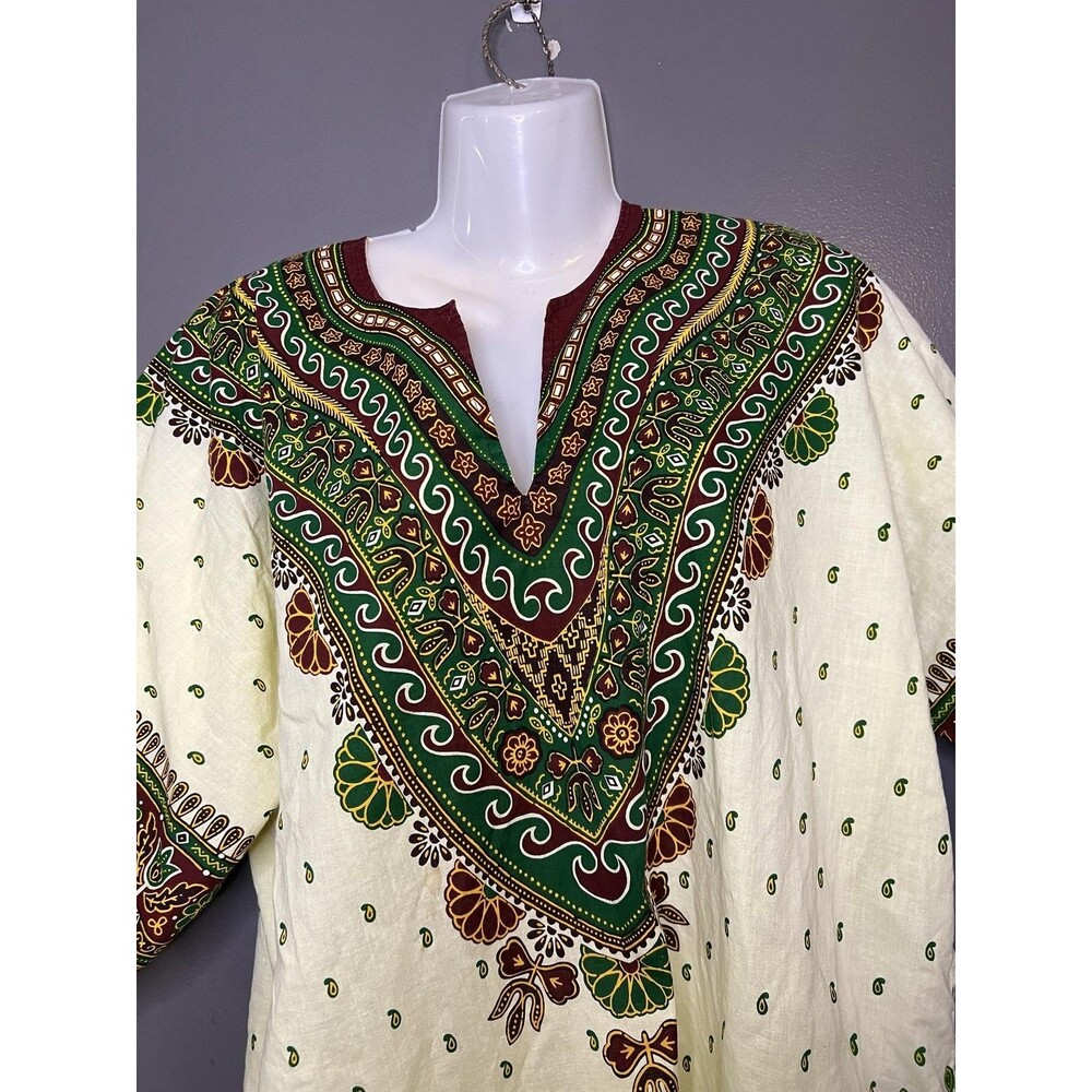 Vintage Manhattan Shirt Mens Large Multicolor Dashiki Print V Neck Tunic Pockets